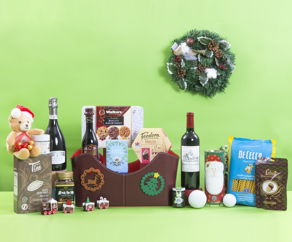 S4 - Winter Merriment